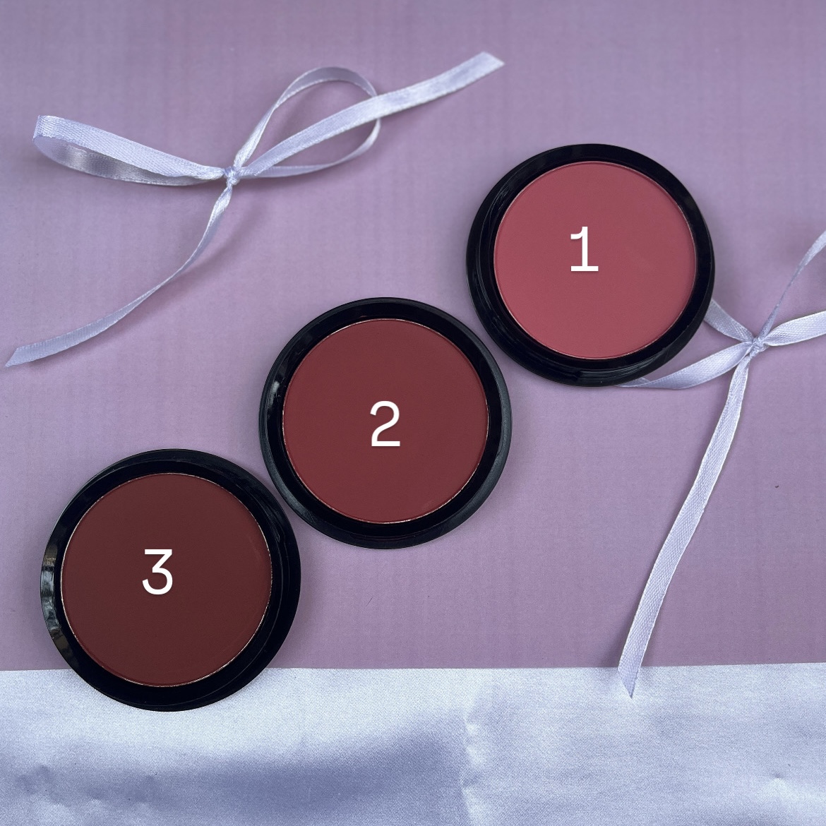 رژگونه مهرونا